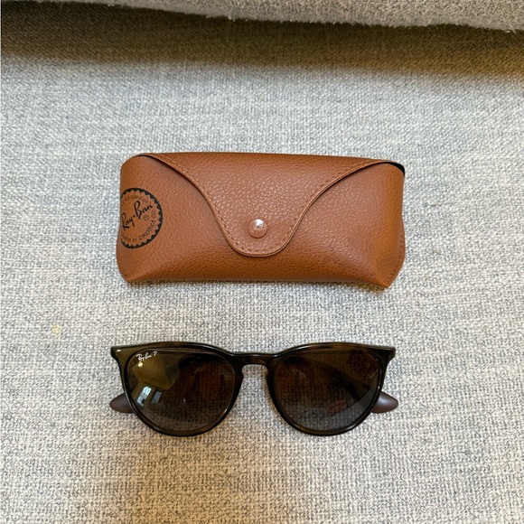 Ray-Ban Accessories - Ray-Ban | Ray-Ban Classic Tortoiseshell Sunglasses (with Case)